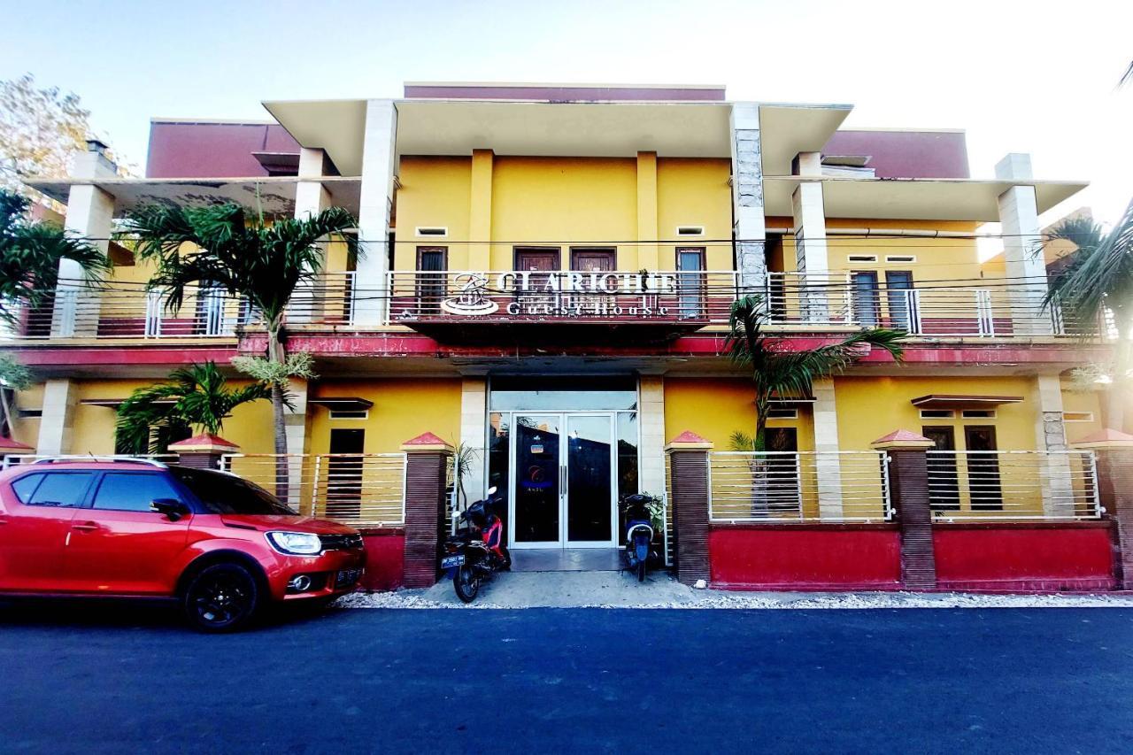 Spot On 3605 Clarichie Guest House Kupang  Zewnętrze zdjęcie