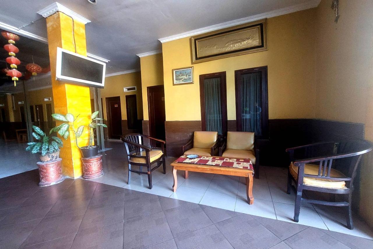 Spot On 3605 Clarichie Guest House Kupang  Zewnętrze zdjęcie
