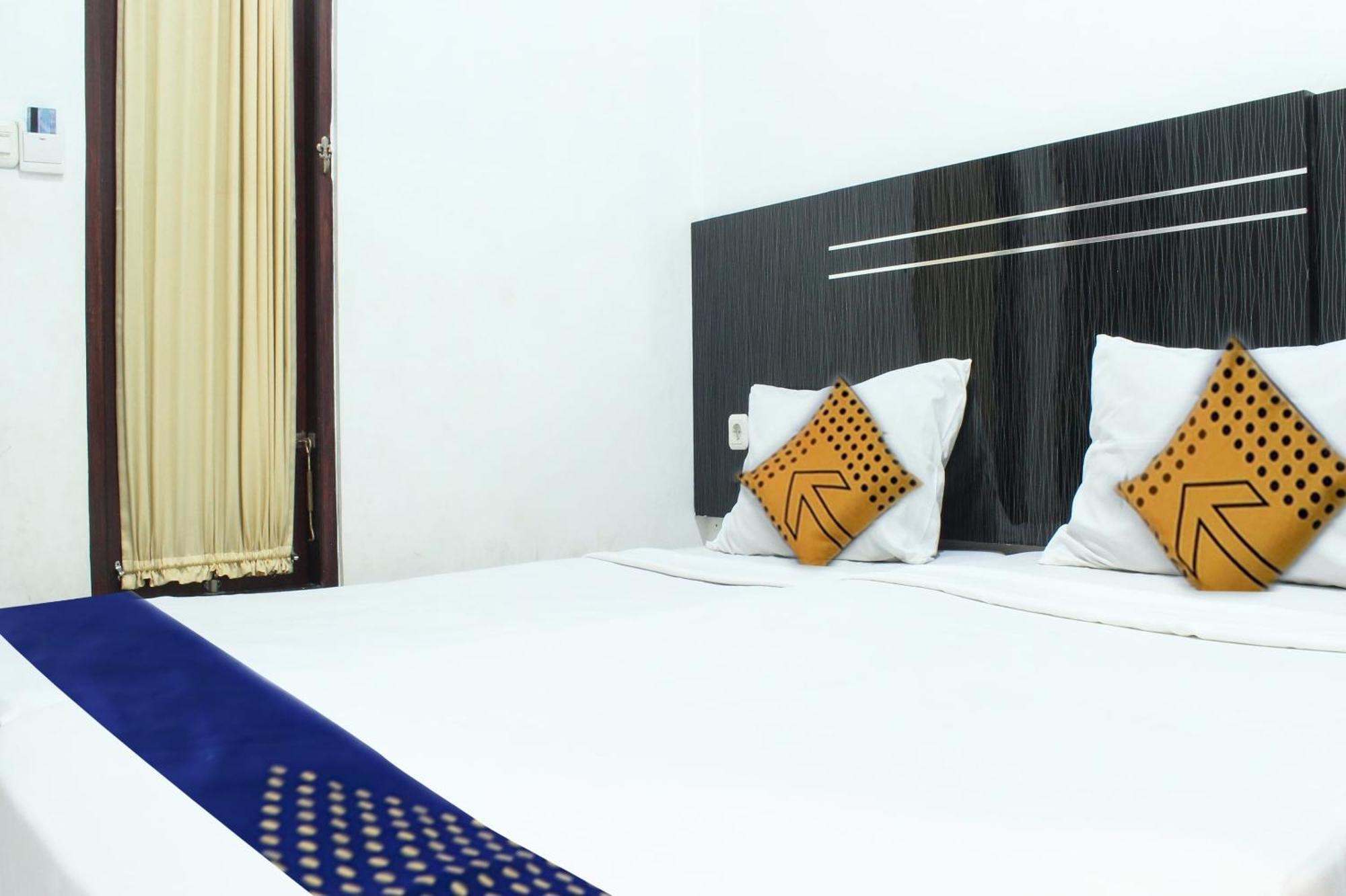 Spot On 3605 Clarichie Guest House Kupang  Zewnętrze zdjęcie